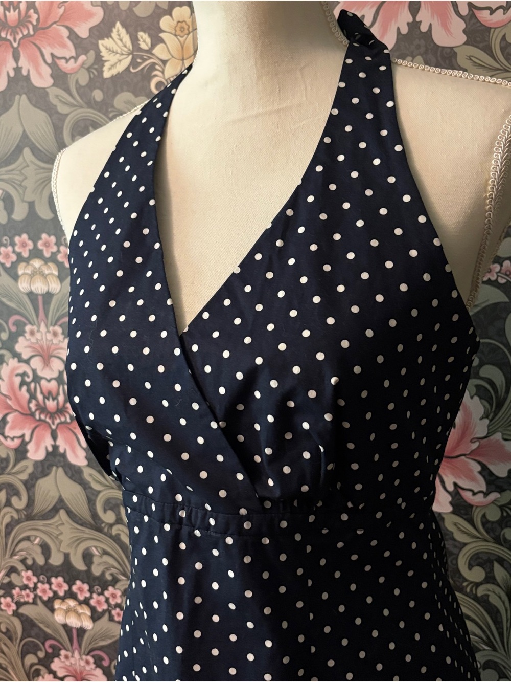 Land’s End size 8 navy polka dot halter dress - Picture 2 of 6
